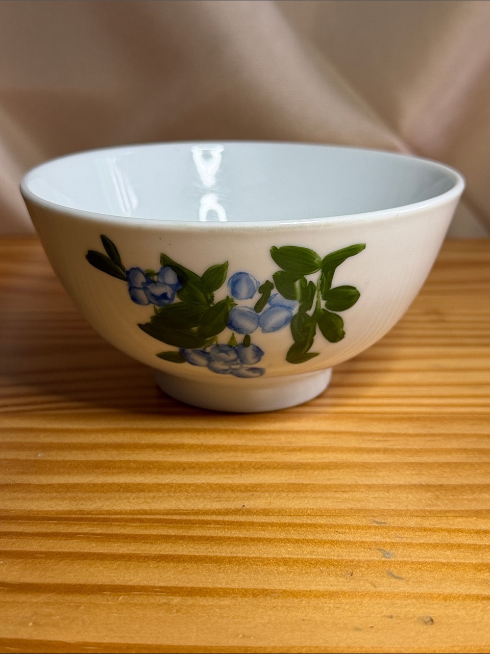 Vintage IDG Porcelain Blueberry Cereal Bowl 5"
